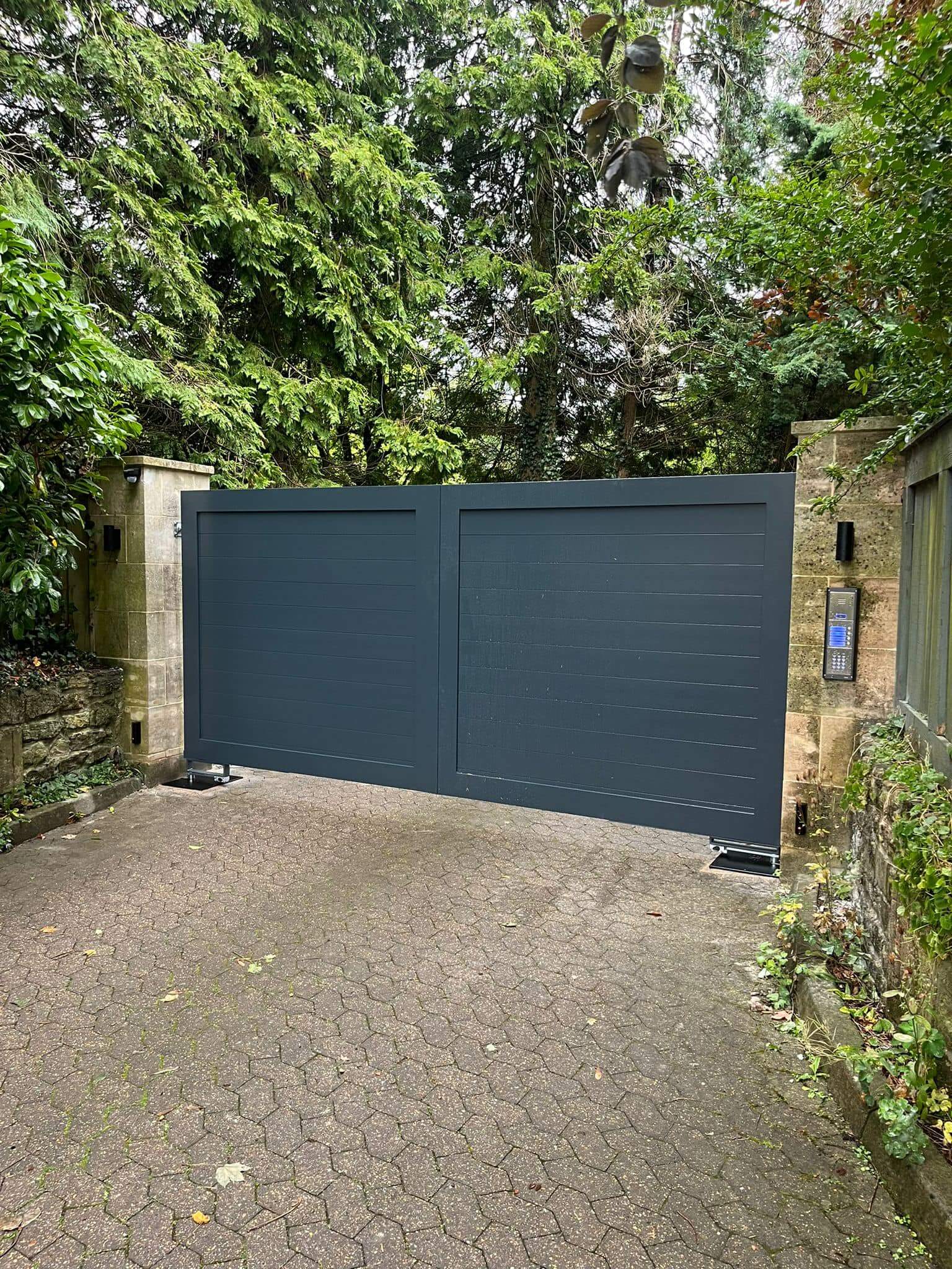 gate and fence services in California